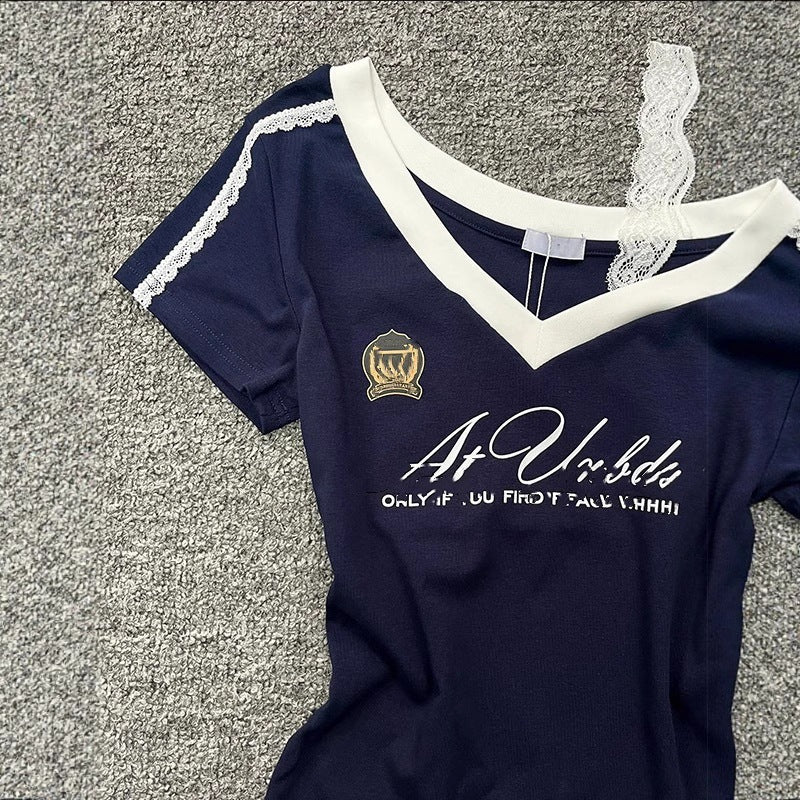 Hot Girl V-Ausschnitt-T-Shirt